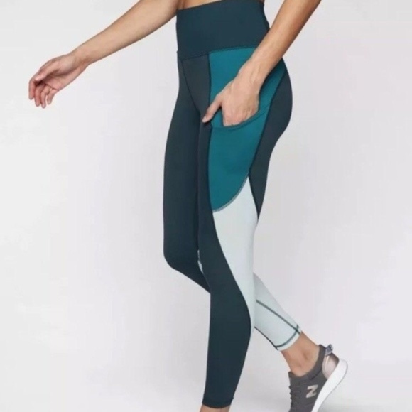 Athleta Pants - NWOT Athleta Blue Colorblock Salutation Leggings